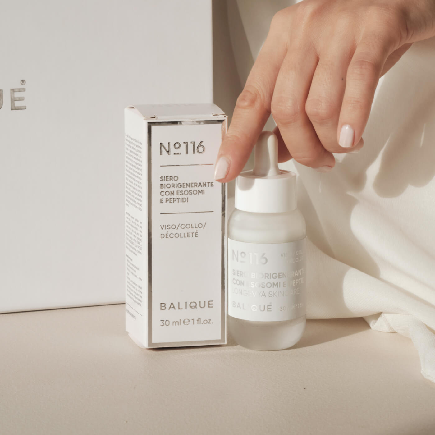 N°116 - SIERO VISO BIORIGENERANTE CON ESOSOMI E PEPTIDI