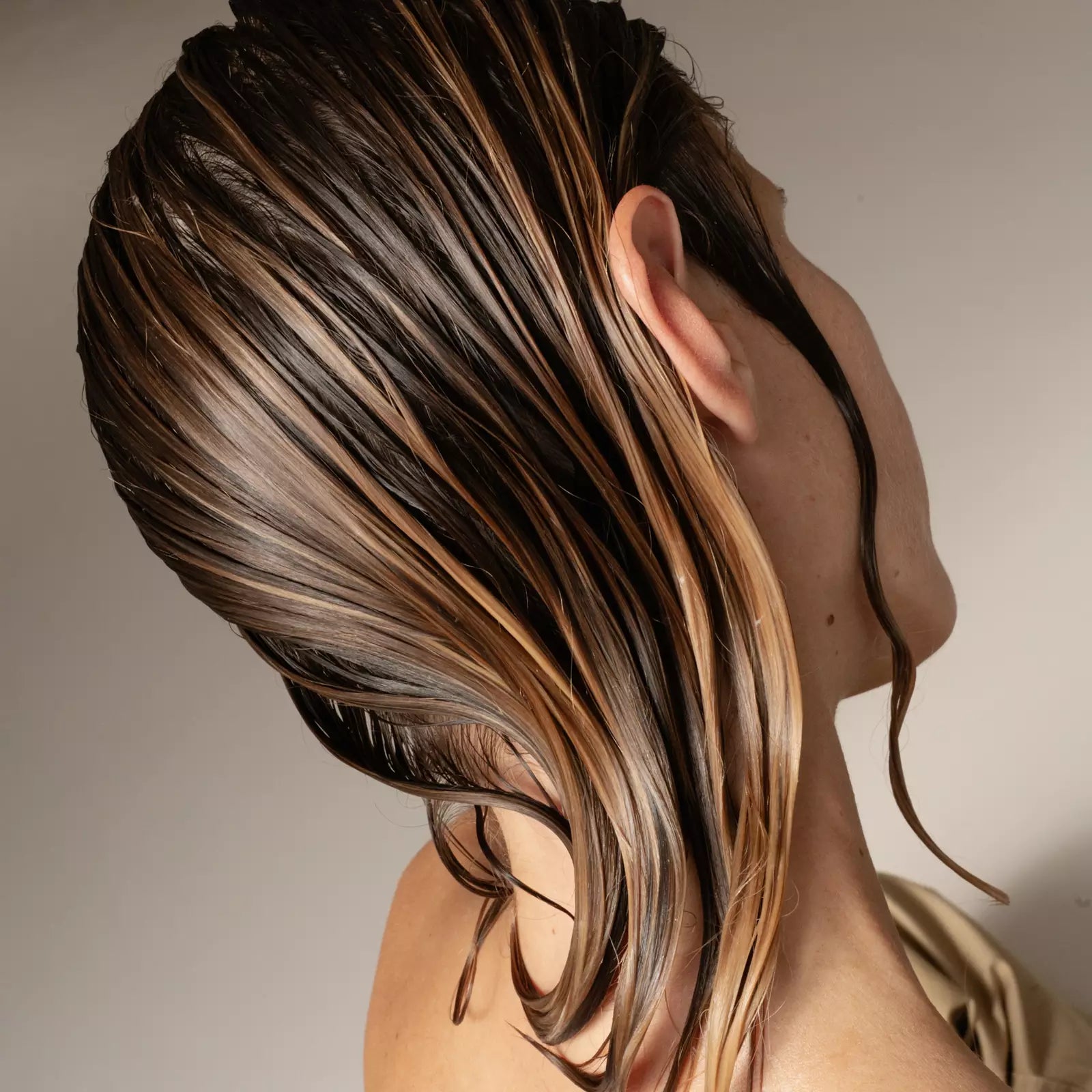 N°04 - TREATMENT AND COLOR MASK - 250ML